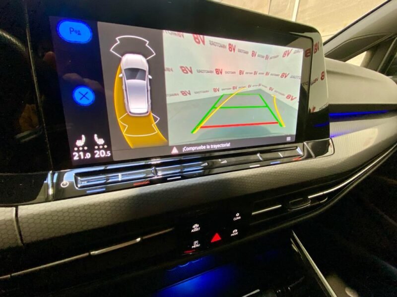 VOLKSWAGEN Golf GTI 2.0 TSI DSG 5p.