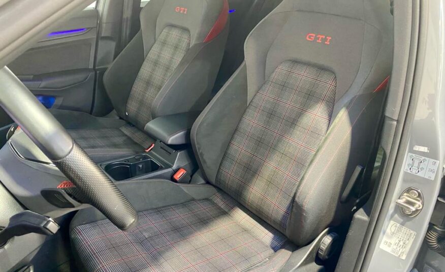 VOLKSWAGEN Golf GTI 2.0 TSI DSG 5p.