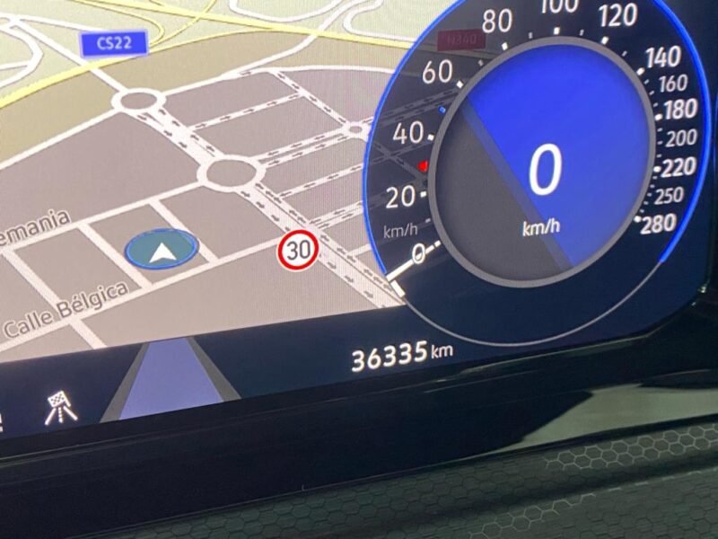 VOLKSWAGEN Golf GTI 2.0 TSI DSG 5p.