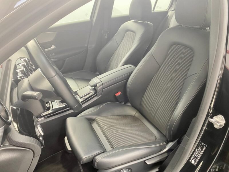 MERCEDES-BENZ Clase A A180