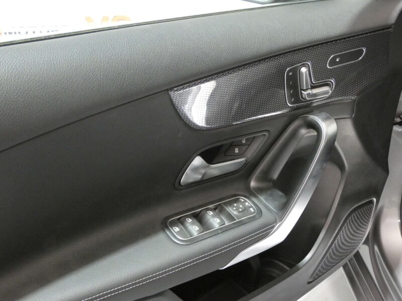 MERCEDES-BENZ Clase A 200d